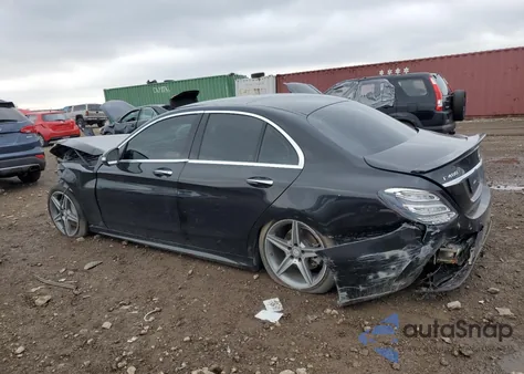 2015 Mercedes-Benz C 400 4Matic из США, поврежденный, VIN 55SWF6GB7FU028096